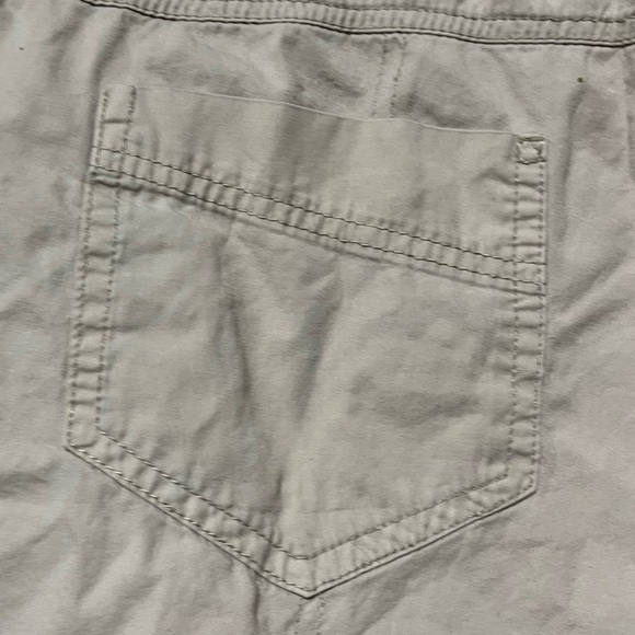 Esmara Women’s Beige Utility Shorts Size 44 - Casual, Relaxed Fit Cargo Style - Picture 3 of 11